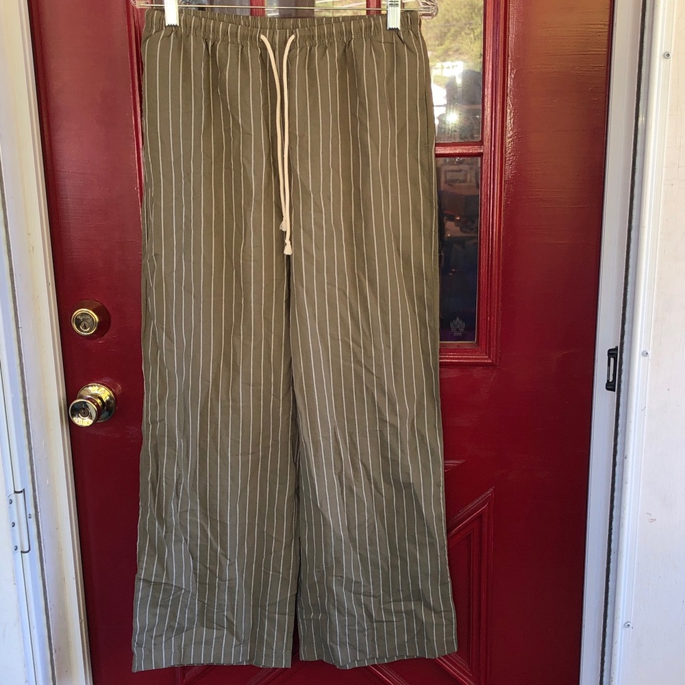 Uniqlo Olive Striped Wide Leg Pants